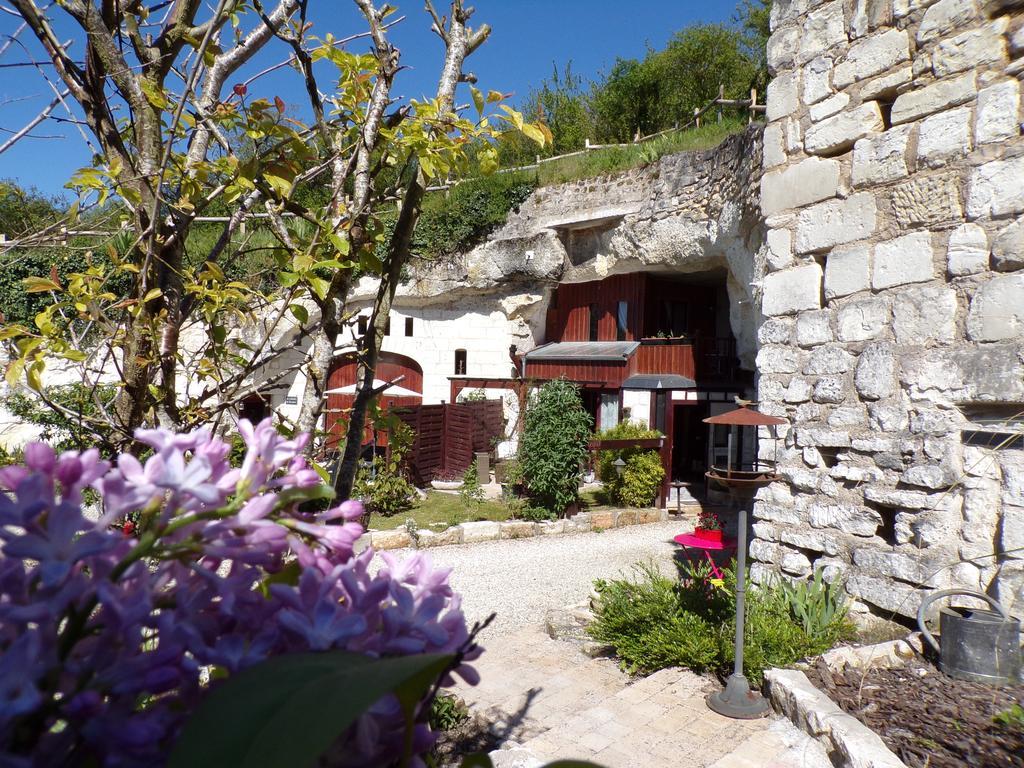 Les Troglos De Beaulieu Bed & Breakfast Loches Exterior photo