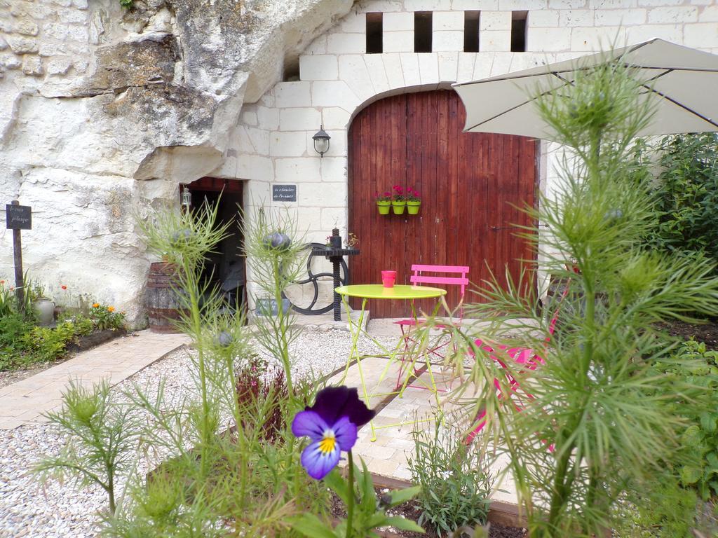 Les Troglos De Beaulieu Bed & Breakfast Loches Exterior photo