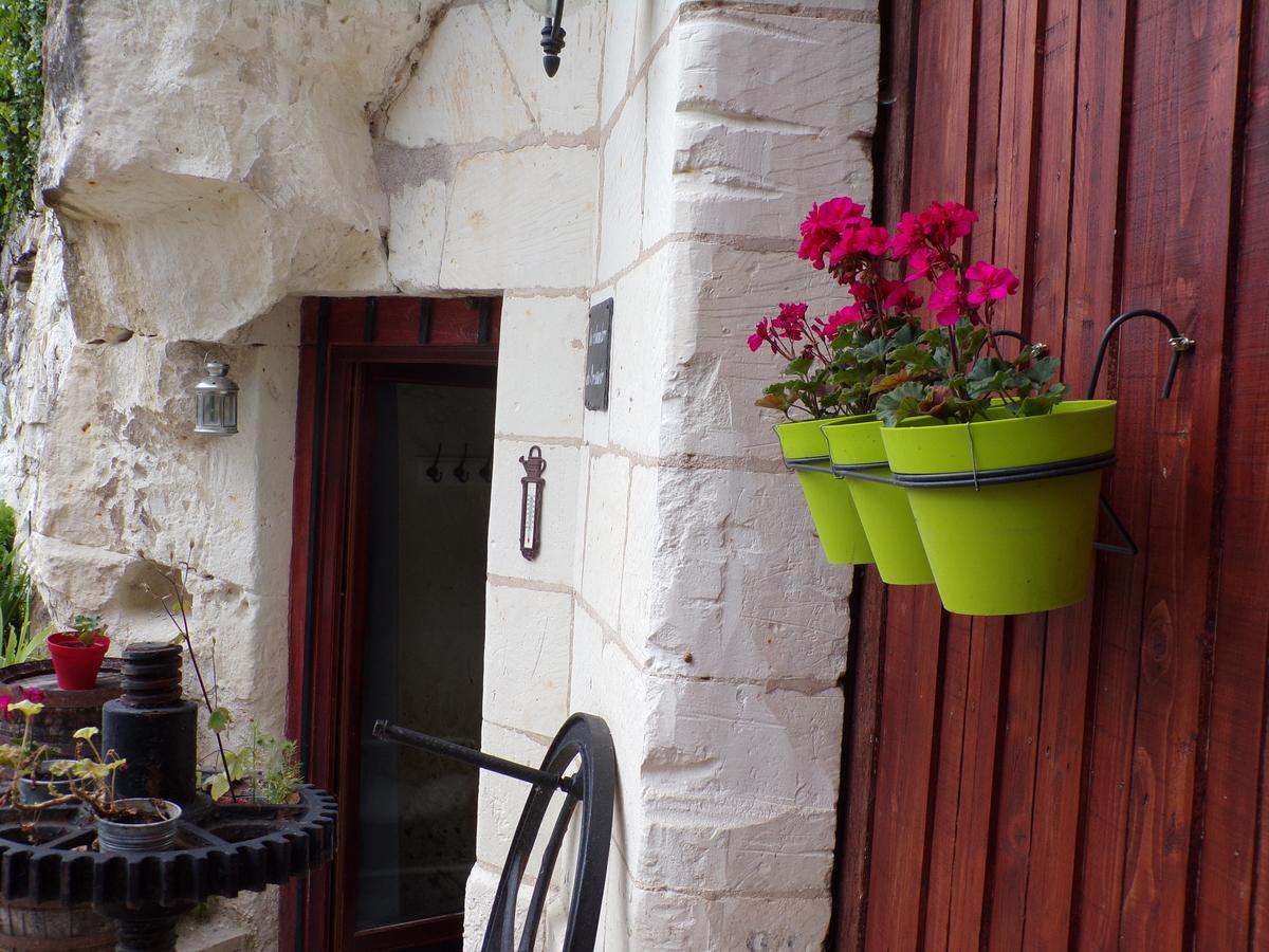 Les Troglos De Beaulieu Bed & Breakfast Loches Exterior photo